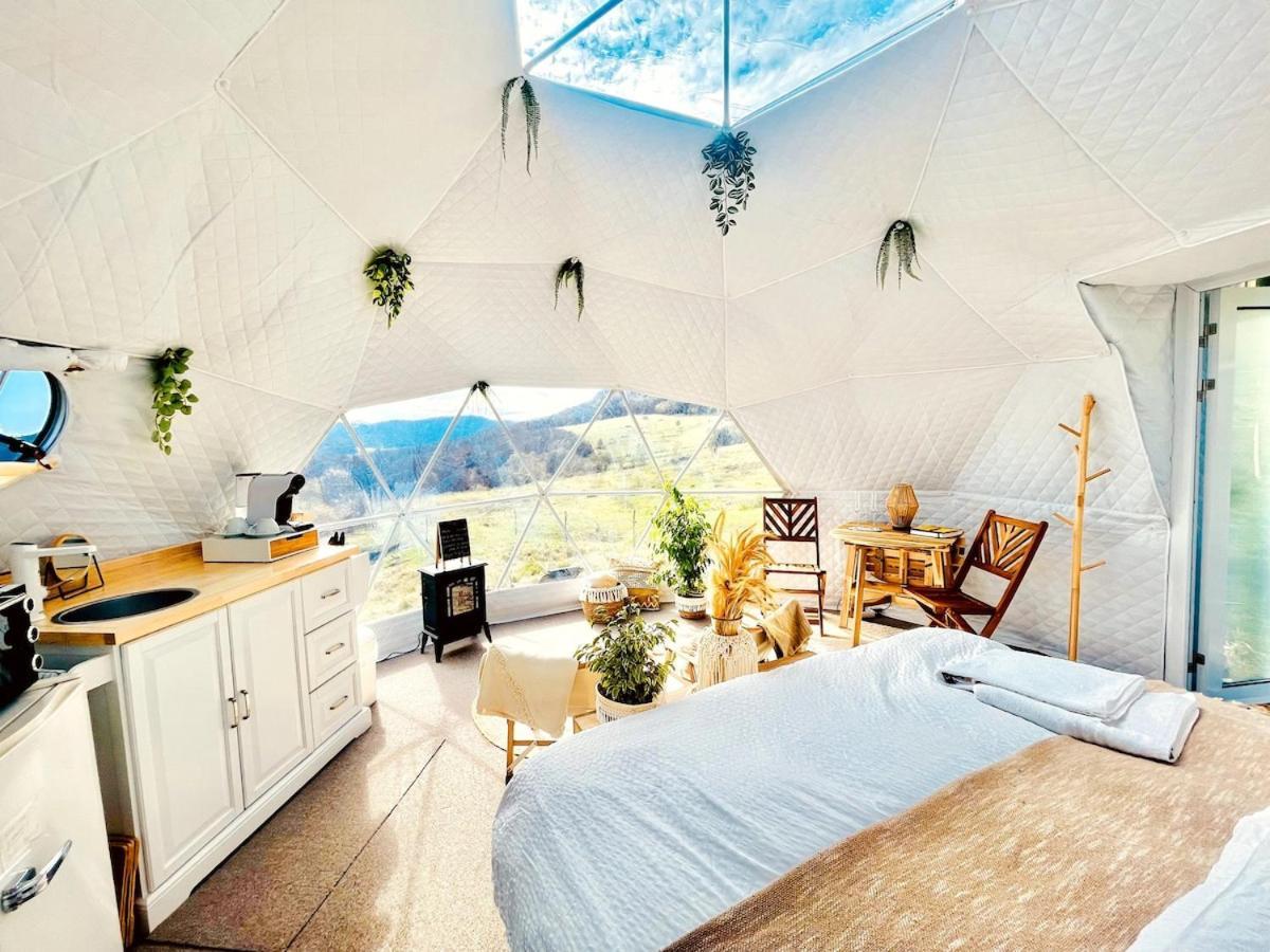 Glamping Hohe Wand - Zelt Mit Sternenfenster Und Whirlpool Hotel Maiersdorf Exterior photo