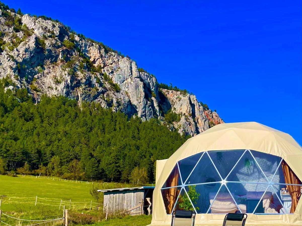 Glamping Hohe Wand - Zelt Mit Sternenfenster Und Whirlpool Hotel Maiersdorf Exterior photo