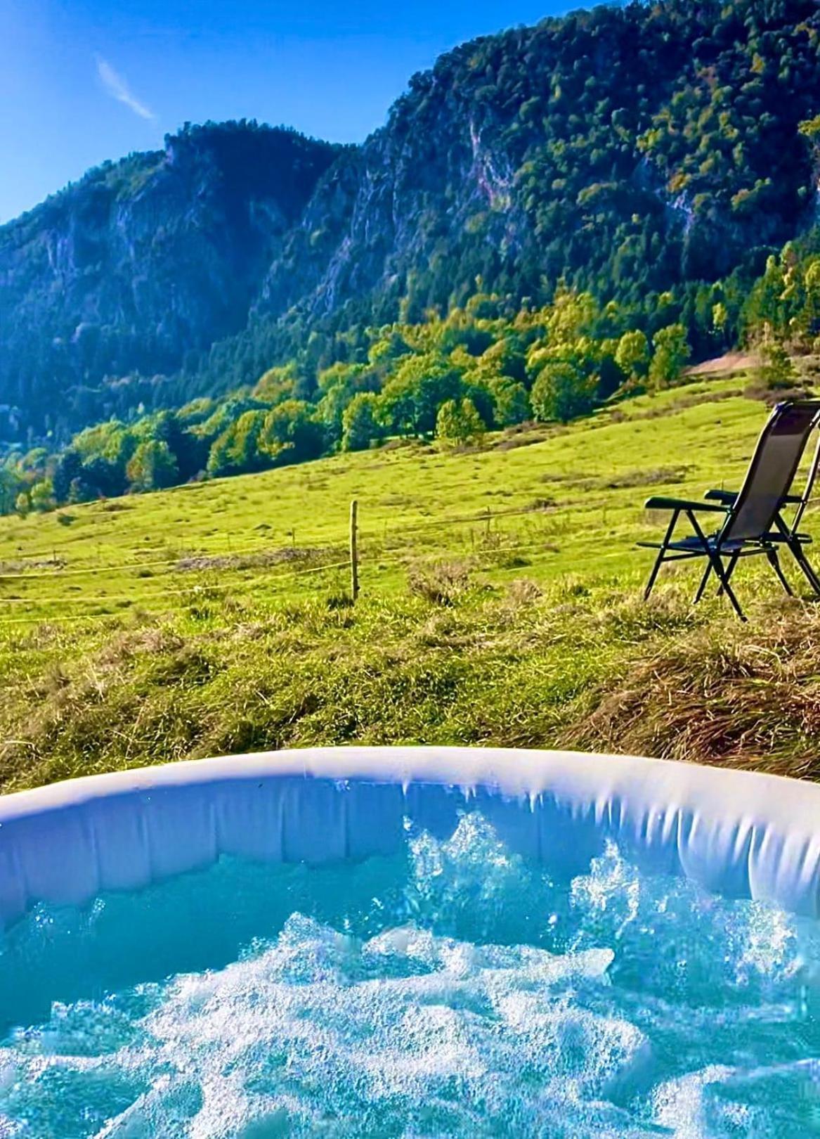 Glamping Hohe Wand - Zelt Mit Sternenfenster Und Whirlpool Hotel Maiersdorf Exterior photo