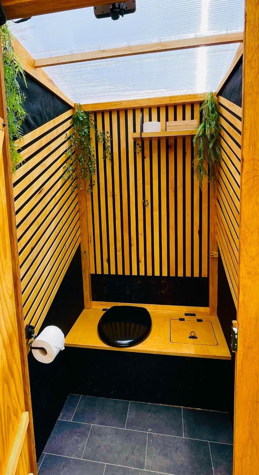 Glamping Hohe Wand - Zelt Mit Sternenfenster Und Whirlpool Hotel Maiersdorf Exterior photo